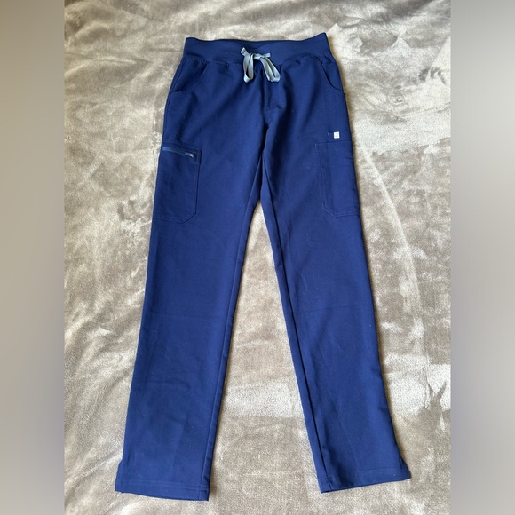 Figs yola skinny scrub pant in Navy Blue - Picture 1 of 4